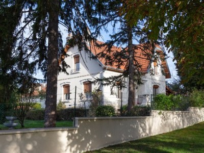 Charmante maison familiale des annes 1930 A VENDRE - NEUILLY LES DIJON - 147.54 m2 - 390000€