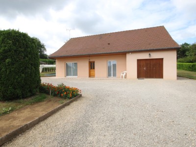 MAISON A LOUER - LOUHANS - 84.98 m2 - 730€ charges comprises par mois