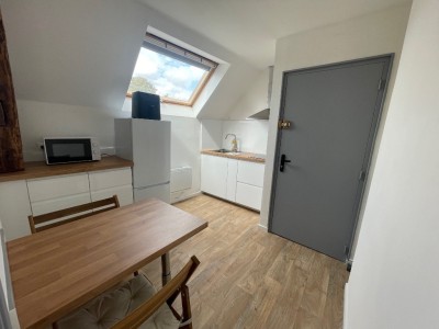 APPARTEMENT T2 A LOUER - CHALON SUR SAONE - 20.98 m2 - 400€ charges comprises par mois