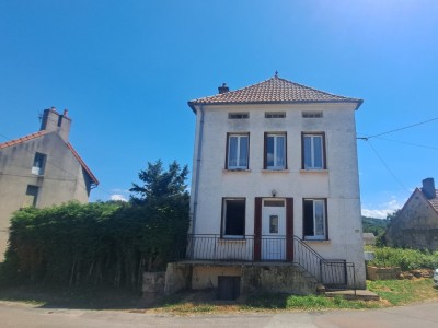 MAISON A VENDRE - EPINAC - 145.8 m2 - 80000€