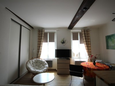STUDIO A LOUER - LOUHANS - 30.62 m2 - 395€ charges comprises par mois