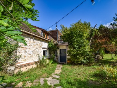 MAISON A VENDRE - JAMBLES - 164 m2 - 348000€