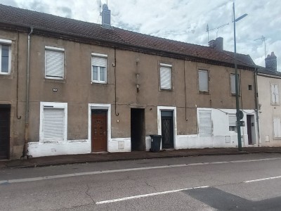 IMMEUBLE DE RAPPORT A VENDRE - LE CREUSOT - 68 m2 - 70000€