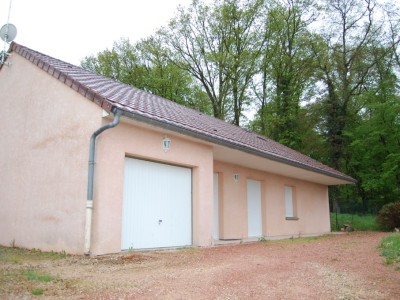 MAISON A LOUER - NANTON - 113 m2 - 890€ charges comprises par mois