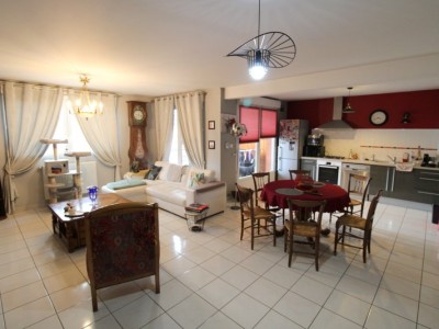 APPARTEMENT T5 A VENDRE - CHALON SUR SAONE - 105.71 m2 - 230 000 €