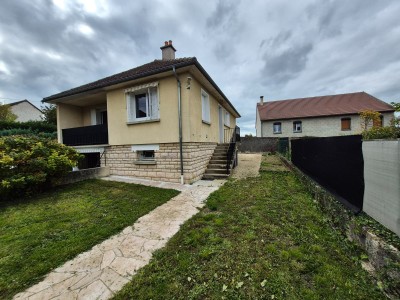 MAISON A LOUER - AUTUN - 67.39 m2 - 515 € charges comprises par mois