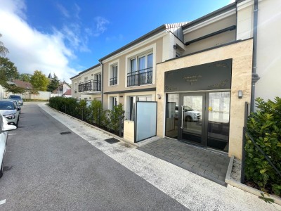Jolie appartement deux pièces avec terrasse A VENDRE - FONTAINE LES DIJON - 38 m2 - 139 000 €