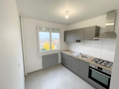APPARTEMENT T1 A VENDRE - CHAMPFORGEUIL - 32 m2 - 57 000 €