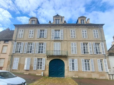 APPARTEMENT T4 A VENDRE - AUTUN - 88.22 m2 - 145 000 €