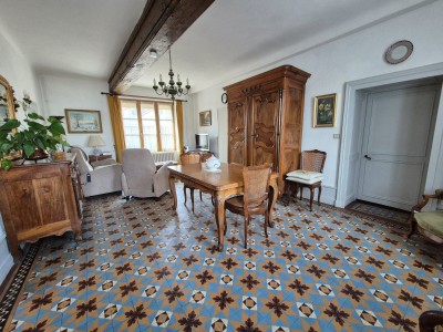 Maison de caractre + appartement T2 A VENDRE - CHAGNY - 237.57 m2 - 316000€