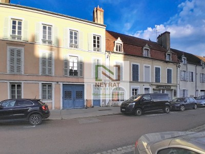 APPARTEMENT T4 A VENDRE - CHALON SUR SAONE - 131 m2 - 269000€
