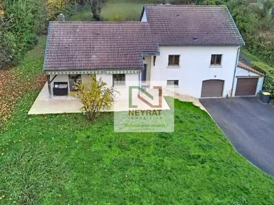 Pavillon 6 chambres, 2 garages A VENDRE - ALLERIOT - 167 m2 - 255000€