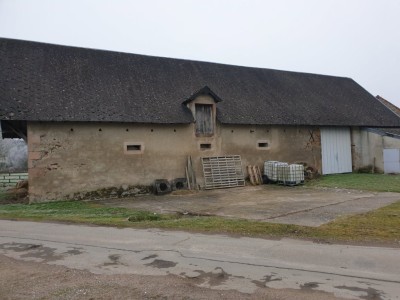 FERMETTE A VENDRE - MONTHELON - 219 m2 - 75000€