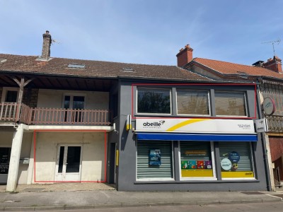 BUREAU A LOUER - LOUHANS - 136 m2 - 390€ HC par mois