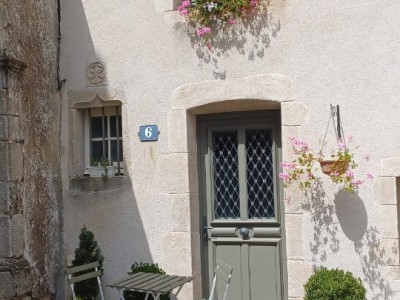 APPARTEMENT T4 A LOUER - AUTUN - 100 m2 - 700�&euro; charges comprises par mois