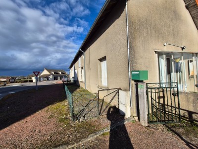 MAISON A LOUER - ST FORGEOT - 62.12 m2 - 690�&euro; charges comprises par mois