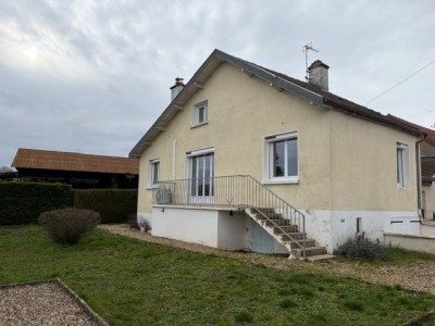 MAISON T3 A LOUER - POUILLY SUR SAONE - 58.09 m2 - 800�&euro; charges comprises par mois