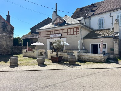 Immeuble avec local commercial + appart A VENDRE - NOLAY - 146.73 m2 - 115 000 &euro;