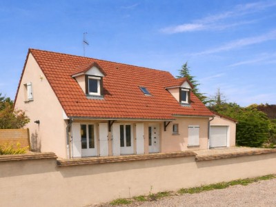 Maison de plain pied avec jardin A VENDRE - BEAUNE - 140 m2 - 380�000�&euro;