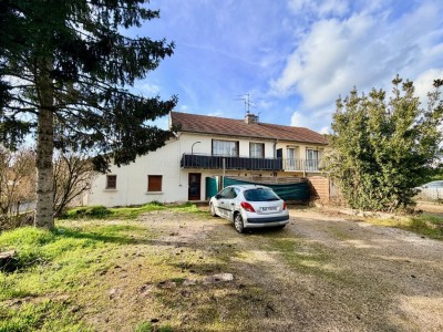 IMMEUBLE DE RAPPORT A VENDRE - CHAMPFORGEUIL - 125.12 m2 - 125�000�&euro;