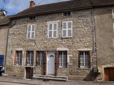 Maison de ville A VENDRE - BLIGNY SUR OUCHE - 127 m2 - 128�000�&euro;