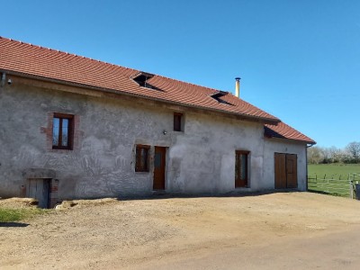 Maison individuelle r�nov�e A VENDRE - VIEVY - 116 m2 - 165�000�&euro;