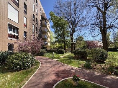 APPARTEMENT TYPE 3 AVEC BALCON A VENDRE - DIJON - 70.6 m2 - 230 000 &euro;