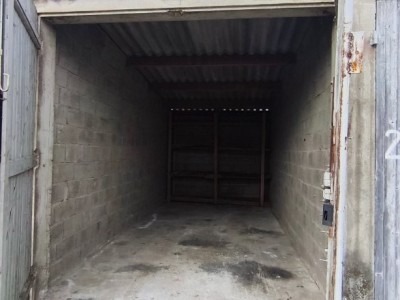 GARAGE A LOUER - CHAMPFORGEUIL - 60 &euro; charges comprises par mois