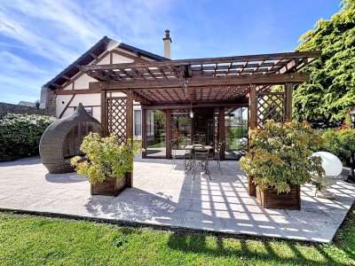 MAISON A VENDRE - AUTUN - 134 m2 - 210 000 &euro;