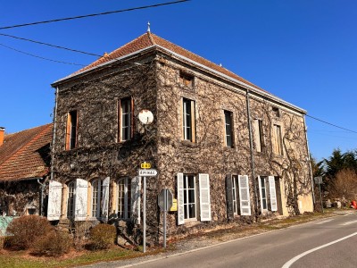 MAISON A VENDRE - EPINAC - 219.21 m2 - 70 000 &euro;