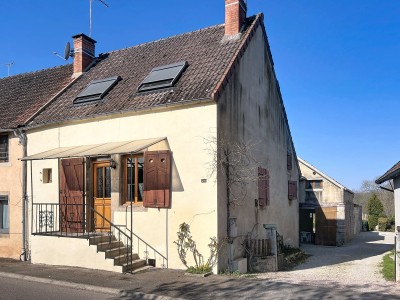 MAISON A VENDRE - ST EMILAND - 134.25 m2 - 79 000 &euro;