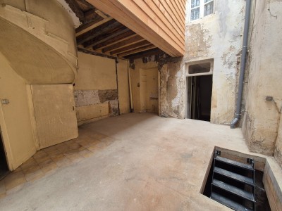 Maison de ville A VENDRE - NOLAY - 156 m2 - 89 000 &euro;