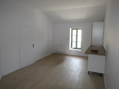 APPARTEMENT T2 A LOUER - LOUHANS - 44.8 m2 - 600 &euro; charges comprises par mois
