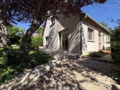 MAISON INDIVIDUELLE A VENDRE - AHUY - 131.2 m2 - 485 000 &euro;