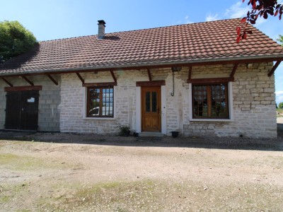 Maison 1 chambre et parcelle de 5512 m² A VENDRE - ST MAURICE EN RIVIERE - 99 m2 - 145 000 &euro;