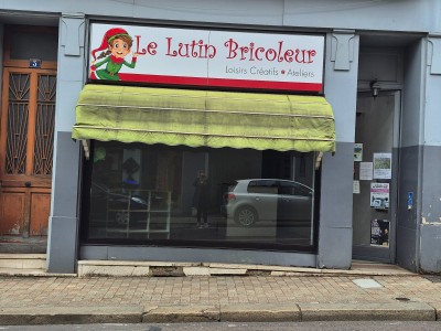 LOCAL COMMERCIAL A LOUER - AUTUN - 63 m2 - 575 &euro; HC par mois
