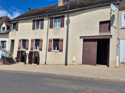 MAISON DE VILLE A VENDRE - ST LEGER SUR DHEUNE - 133.95 m2 - 109 000 &euro;