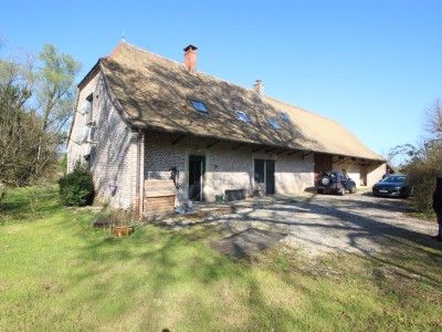 Ferme bressane avec piscine, A VENDRE - RATTE - 149 m2 - 207 000 &euro;