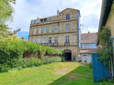 APPARTEMENT T3 A VENDRE - AUTUN - 93 m2 - 40 000 &euro;