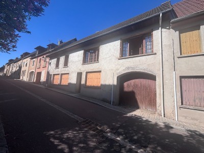 Mitoyenne A VENDRE - MONTCENIS - 127 m2 - 125 000 &euro;