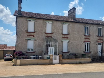 Maison avec jardin A VENDRE - LACANCHE - 64 m2 - 67 000 &euro;