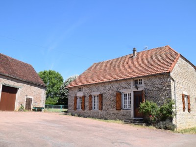 Maison de village A VENDRE - FOISSY - 121 m2 - 135 000 &euro;