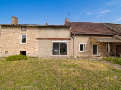 Maison 2 chambres, dépendances, jardin A VENDRE - VERDUN CIEL - 103 m2 - 169 000 &euro;