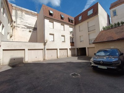 Appartement de type 2 avec cave et garage A VENDRE - AUXONNE - 44.4 m2 - 74 000 &euro;