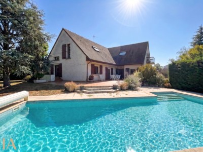 MAISON A VENDRE - ST MARCEL - 228 m2 - 450 000 &euro;