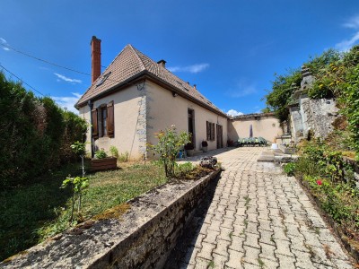 Maison en pierre - CHANGE - 144.69 m2 - VENDU