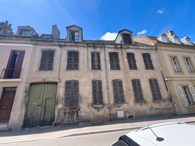 IMMEUBLE DE RAPPORT A VENDRE - AUTUN - 319 m2 - 64 500 &euro;
