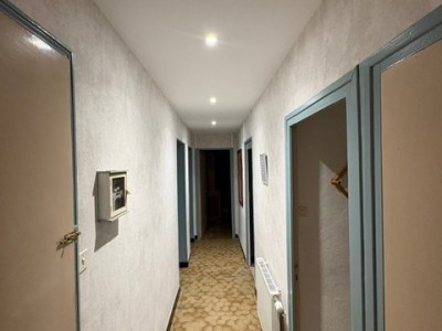 APPARTEMENT T3 A LOUER - PARAY LE MONIAL - 60.93 m2 - 610 &euro; charges comprises par mois