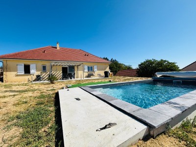 MAISON A VENDRE - CHARMOY - 121 m2 - 285 000 &euro;