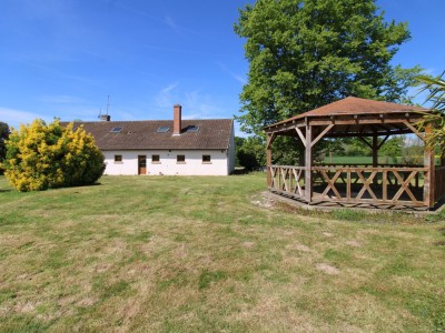 Longère 4 chambres A VENDRE - ST MARTIN EN BRESSE - 177 m2 - 234 000 &euro;